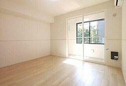 プラシードIII 1階1Kのリビング/ダイニング