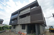 原木中山駅より徒歩10分 新築 3階建の賃貸物件
