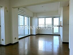 アコール北千住 8階1LDKのリビング/ダイニング