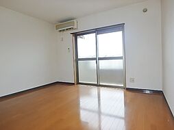 ウエストルム 105 1階1DKのリビング/ダイニング