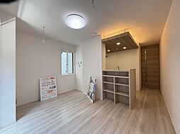 京王相模原線 京王堀之内駅 徒歩13分の賃貸アパート 2階1LDKのリビング/ダイニング