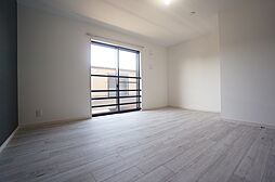 ＧＡＲＡＧＥ　ＨＯＵＳＥ　ＭＩＹＯＳＨＩ　Ｂ棟 B5 2階1Kのリビング/ダイニング