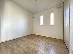 レジオン・ドヌール 1階2LDKのリビング/ダイニング