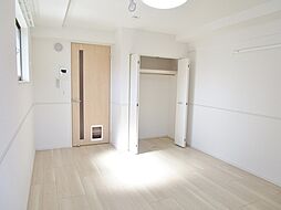 ニューグラストップII 402 4階1Kのリビング/ダイニング