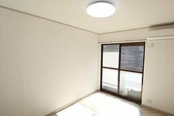 ＹＳヴィラ A105 1階ワンルームのリビング/ダイニング