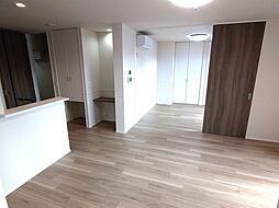 寿ハウス 401 4階3LDKのリビング/ダイニング