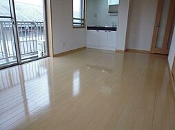 ハックベリー 2階ワンルームのリビング/ダイニング