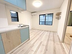 ハーミットクラブハウス横浜新吉田 1階1LDKのリビング/ダイニング