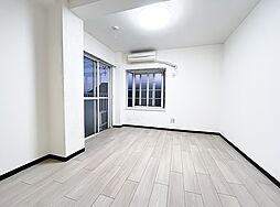 パールハイツ 202. 2階1Kのリビング/ダイニング