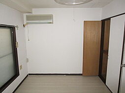 インベストメント忠生 3階1Kのリビング/ダイニング