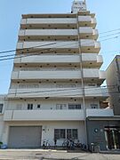 オーシャン・ゾーン 3階 築30年8ヶ月の賃貸物件