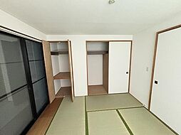 弥生町5丁目戸建 3SLDKのリビング/ダイニング