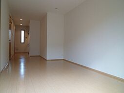 ラ・シュプレーム 2階1LDKのリビング/ダイニング