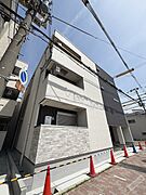 今川駅より徒歩8分 新築 3階建の賃貸物件