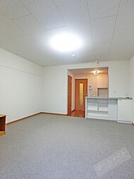 レオパレスプロスペラー新 1階1Kのリビング/ダイニング