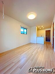 レットル・ダムールK 201 2階2LDKのリビング/ダイニング