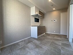 クレール西多聞通 202 2階1LDKのリビング/ダイニング