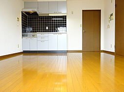 京王線 明大前駅 徒歩5分の賃貸マンション 2階2LDKのリビング/ダイニング