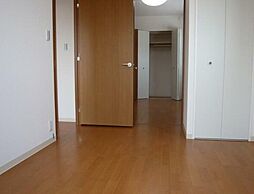 都営大江戸線 練馬春日町駅 徒歩6分の賃貸マンション 4階2DKのリビング/ダイニング