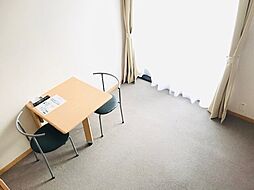 レオパレスクレストタウン 2階1Kのリビング/ダイニング