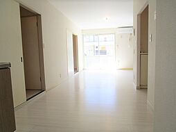 小田急小田原線 相模大野駅 バス8分 大沼小学校前下車 徒歩3分の賃貸アパート 2階2LDKのリビング/ダイニング