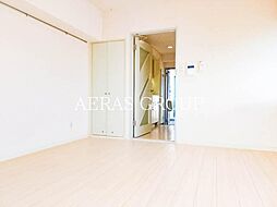 R FIELDS NISHIARAI 4階1Kのリビング/ダイニング