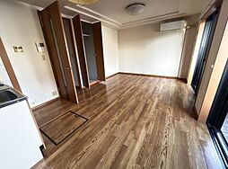 グリーンキャッスルIII 1階1LDKのリビング/ダイニング