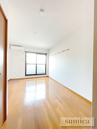 カサリラ_内装_2