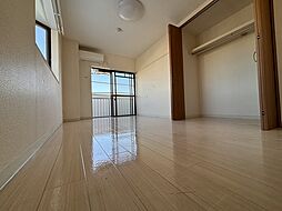 キャンベラ24 201 2階1Kのリビング/ダイニング