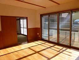 アモロッソ 1階2LDKのリビング/ダイニング