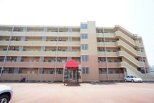 residence hill west裏館 102 新潟県三条市西裏館3丁目 賃貸マンション2ldk 1階 57 10 株式会社リビングギャラリー 燕三条駅前店 の詳細情報 賃貸スタイル 物件id