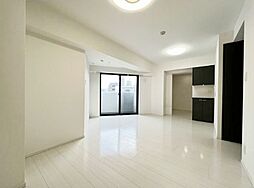 プレミアムキューブ新中野 7階1LDKのリビング/ダイニング