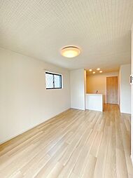 JR阪和線 新家駅 徒歩5分の賃貸アパート 2階2LDKのリビング/ダイニング