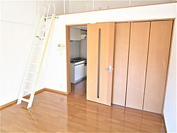 フォートレス新百合ヶ丘（万福寺3） 110 1階1Kのリビング/ダイニング