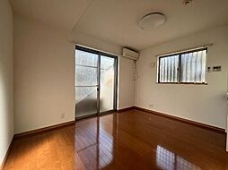 グランジェ南大沢 203 2階ワンルームのリビング/ダイニング