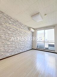 トップヒル・Ｔ 2階ワンルームのリビング/ダイニング