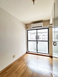 ラ・パルフェ・ド・セヴェールNo.4 3階ワンルームのリビング/ダイニング