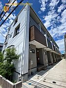 原木中山駅より徒歩8分 築3年 3階建の賃貸物件