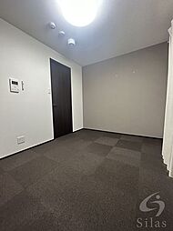 アパートメント二条城 3階1Kのリビング/ダイニング