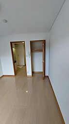 フラットＫ 3階1Kのリビング/ダイニング