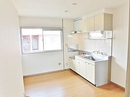 フォンテーヌシャトレ1 104 1階3DKのリビング/ダイニング