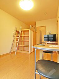 レオパレス安住 102 1階1Kのリビング/ダイニング