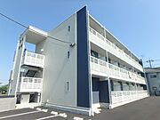 万願寺駅より徒歩9分 築10年1ヶ月 3階建の賃貸物件