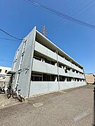 和泉府中駅より徒歩9分 1階 築27年11ヶ月の賃貸物件