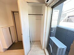 ラウンジ大久保 2階ワンルームのリビング/ダイニング