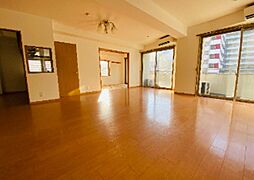 アーク松戸本町 6階2LDKのリビング/ダイニング