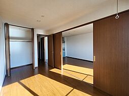 ディアコート 3階2DKのリビング/ダイニング