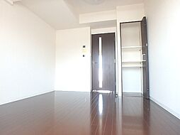 東急東横線 学芸大学駅 徒歩17分の賃貸マンション 6階1Kのリビング/ダイニング