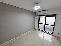 ベルサイユ川崎 1階1Kのリビング/ダイニング