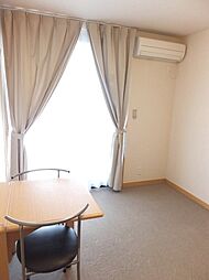 レオパレスマーベラス Ａｙａ 3階1Kのリビング/ダイニング